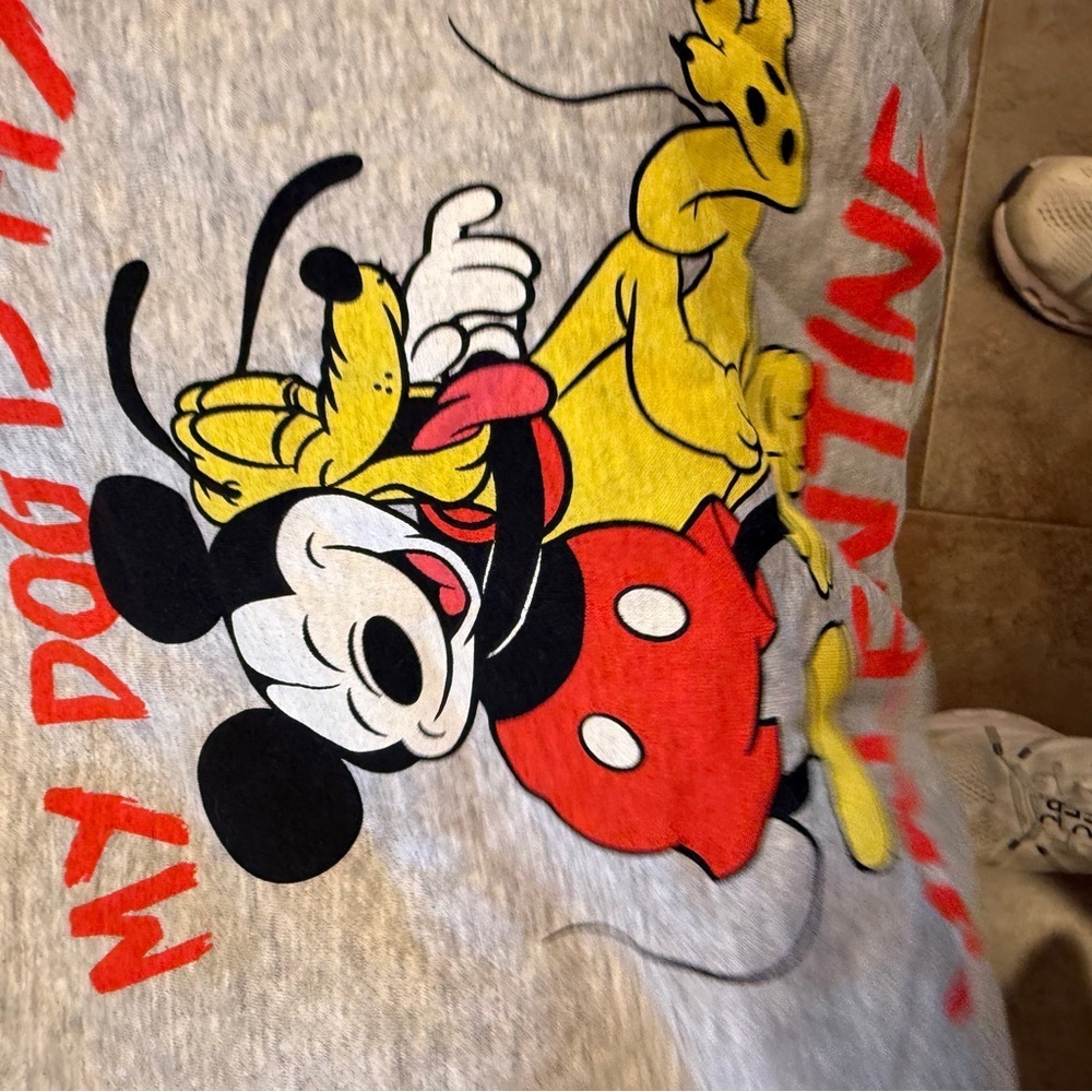 Disney Mickey Mouse snd Pluto Gray Crewneck Sweatshirt My Dog is my Valentine L - Picture 6 of 13